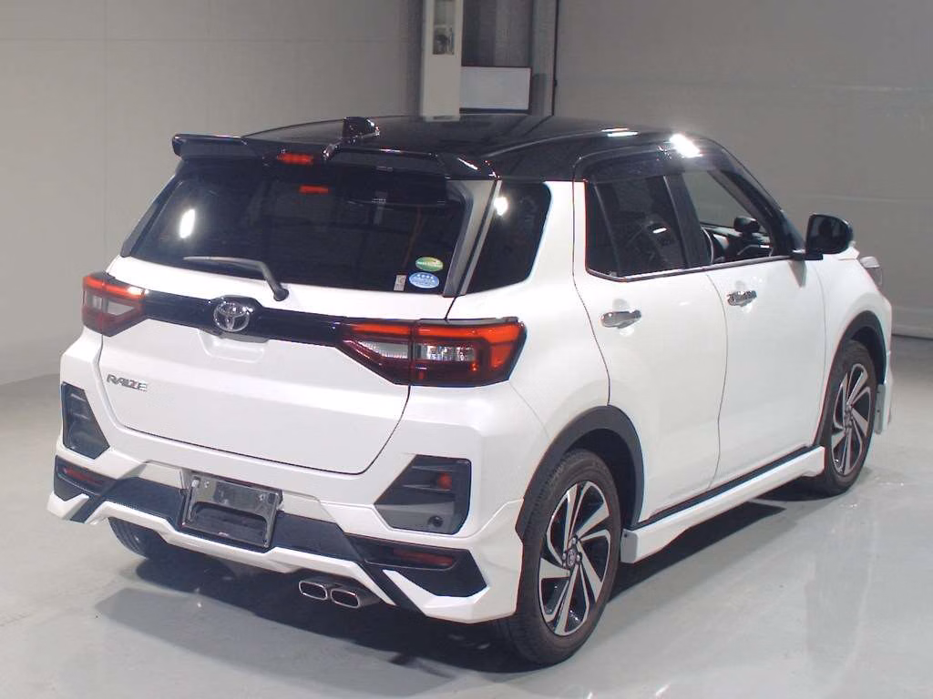 TOYOTA RAIZE