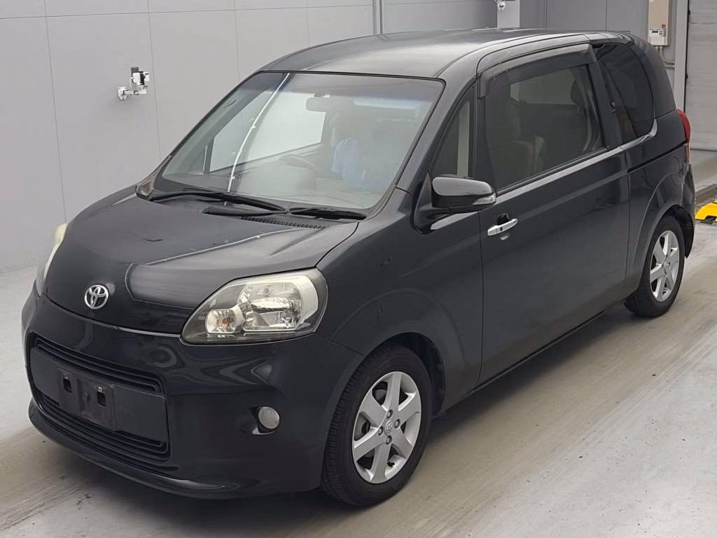 TOYOTA PORTE