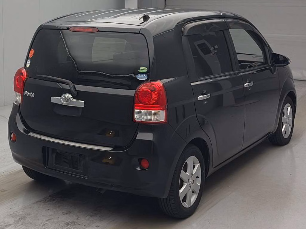 TOYOTA PORTE