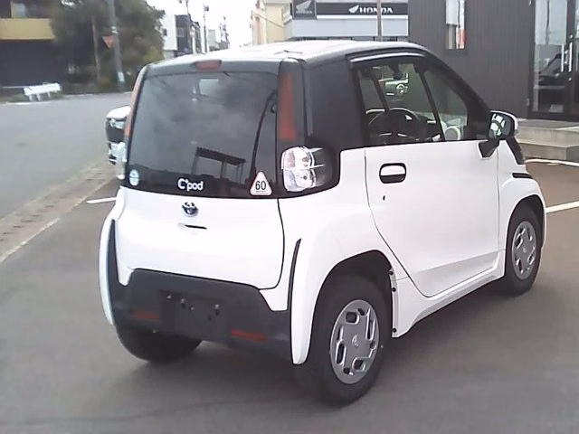 Toyota C+pod