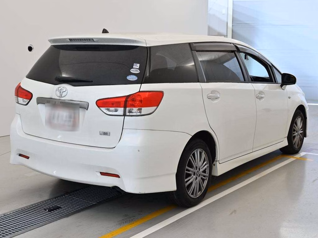 TOYOTA WISH