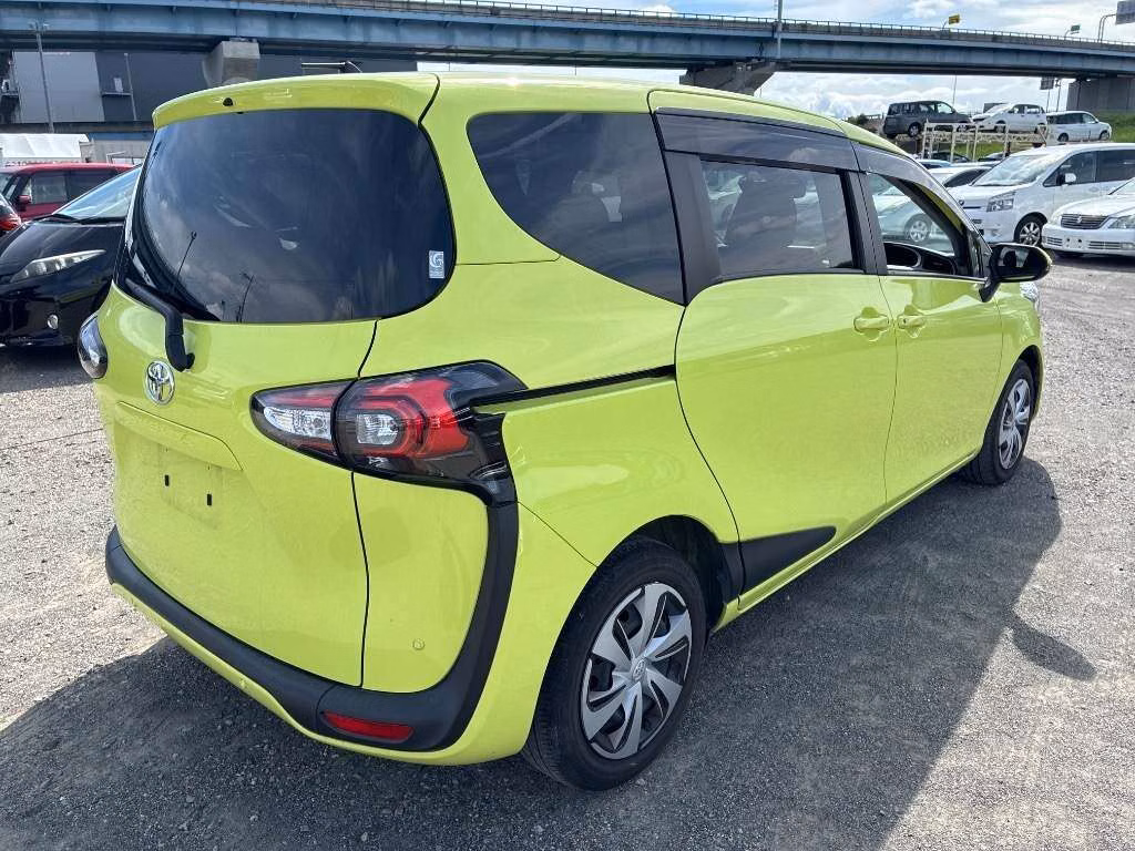 TOYOTA SIENTA
