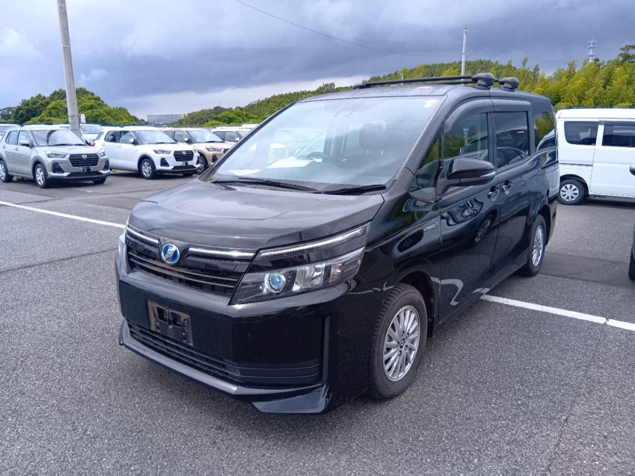 TOYOTA VOXY