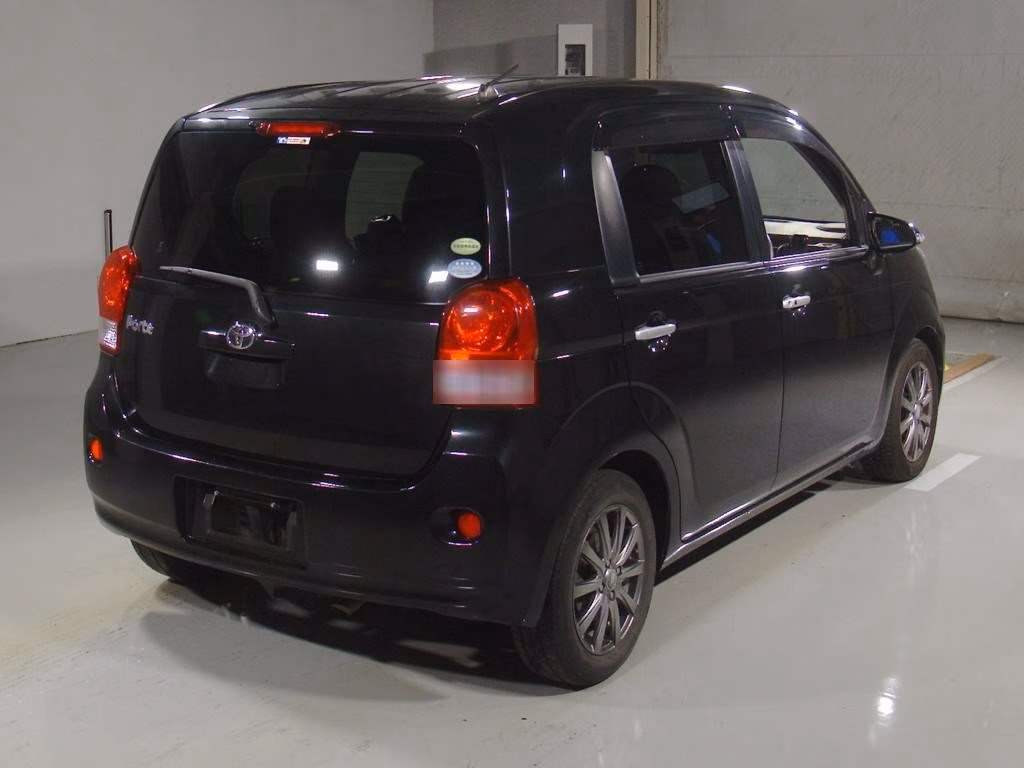TOYOTA PORTE