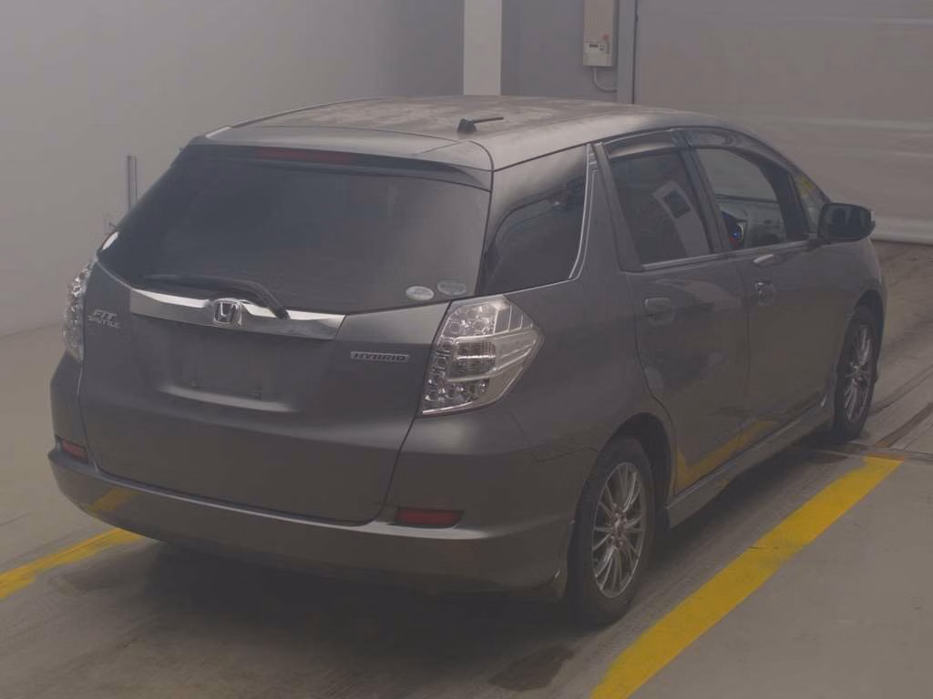 HONDA FIT SHUTTLE