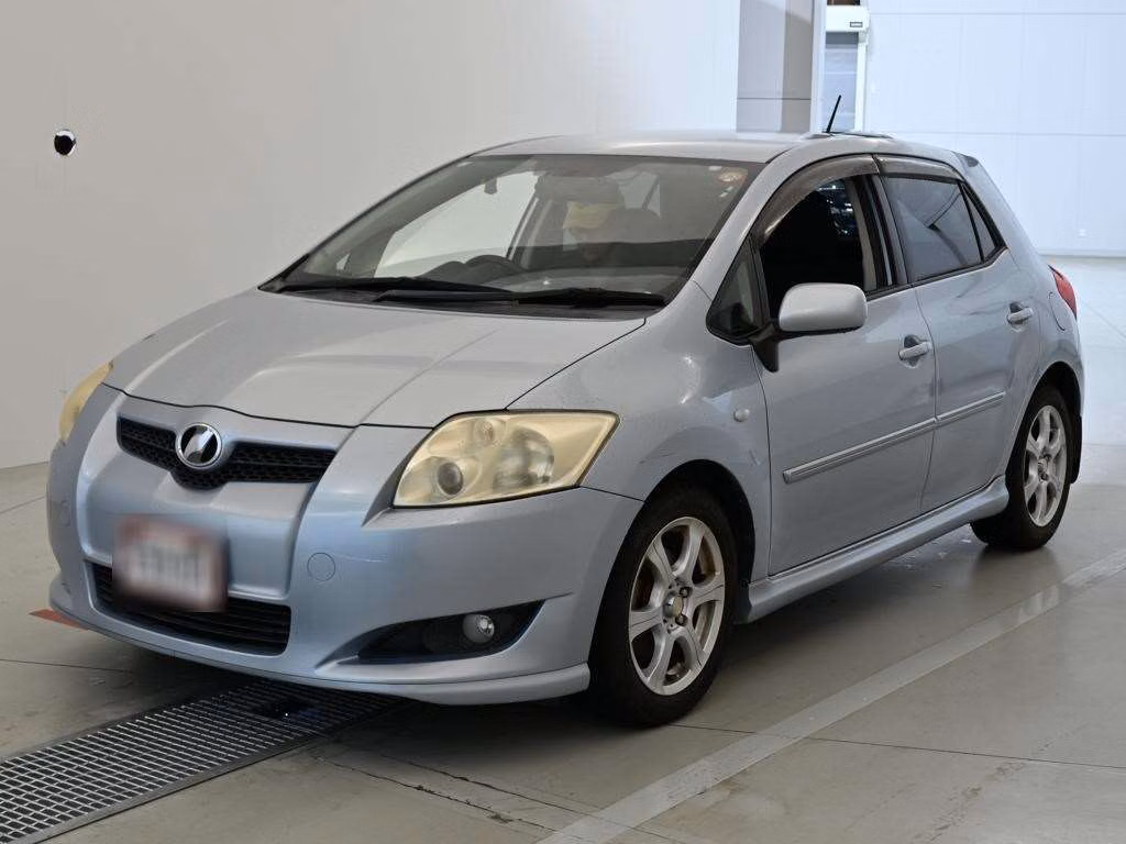 TOYOTA AURIS