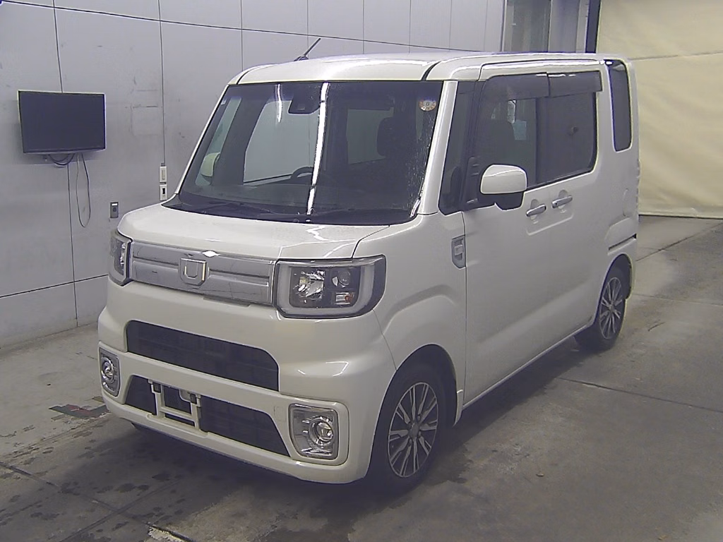 DAIHATSU WAKE