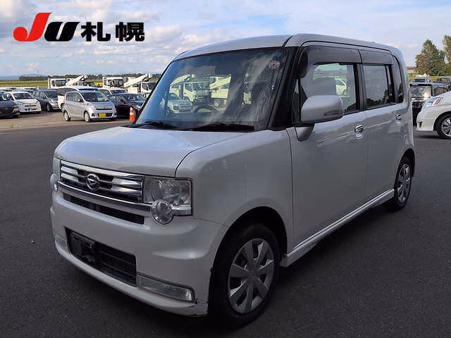DAIHATSU MOVE CONTE