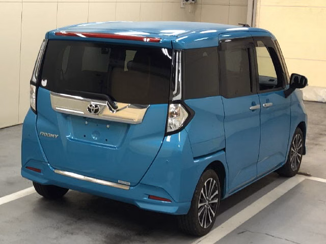 TOYOTA ROOMY