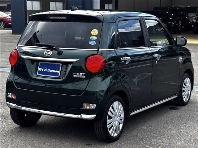DAIHATSU CAST