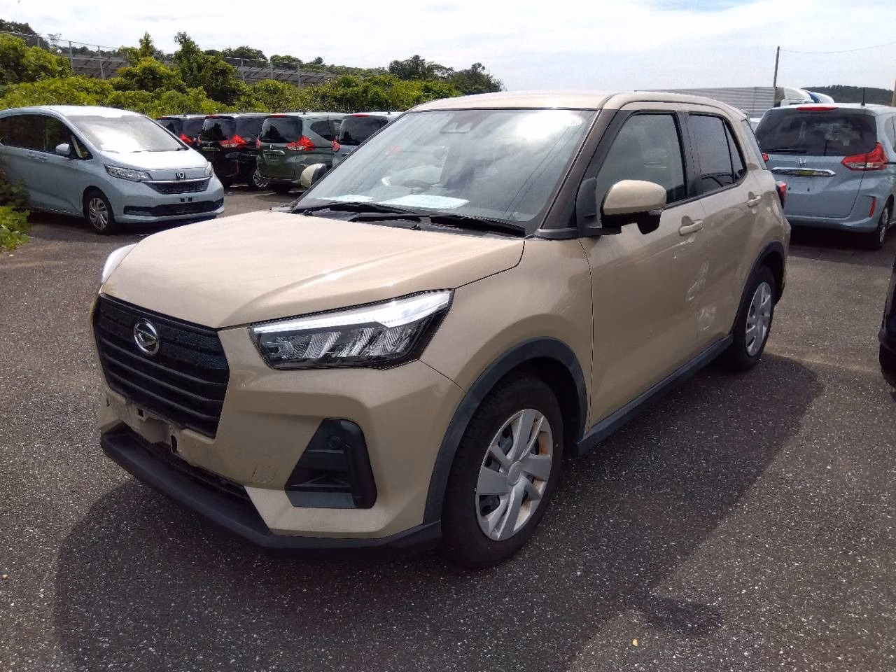 DAIHATSU ROCKY