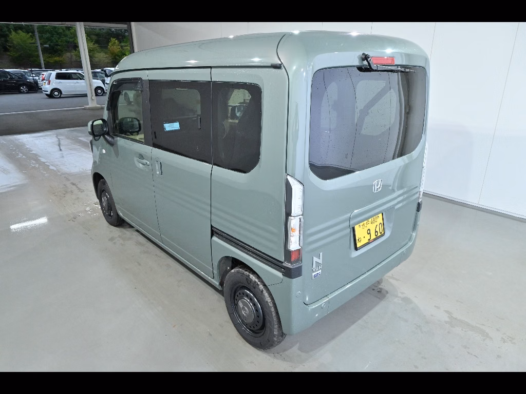 HONDA N-VAN