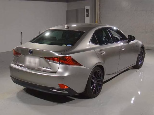 Lexus IS300h