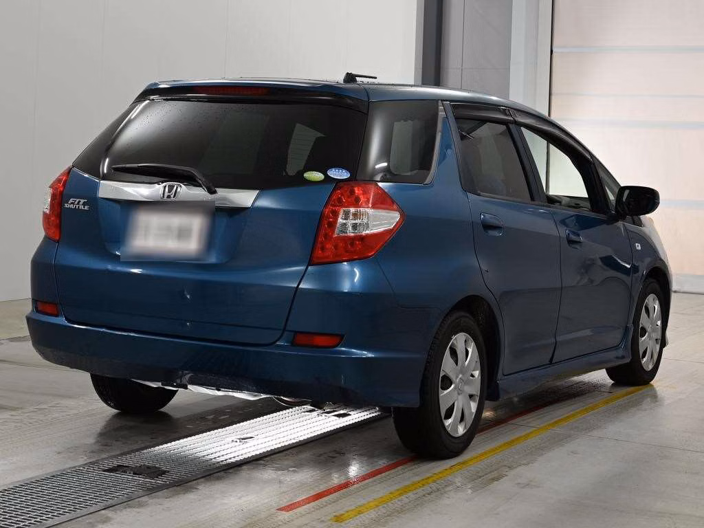 HONDA FIT SHUTTLE