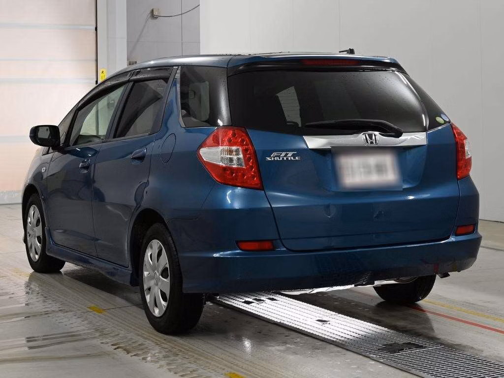 HONDA FIT SHUTTLE