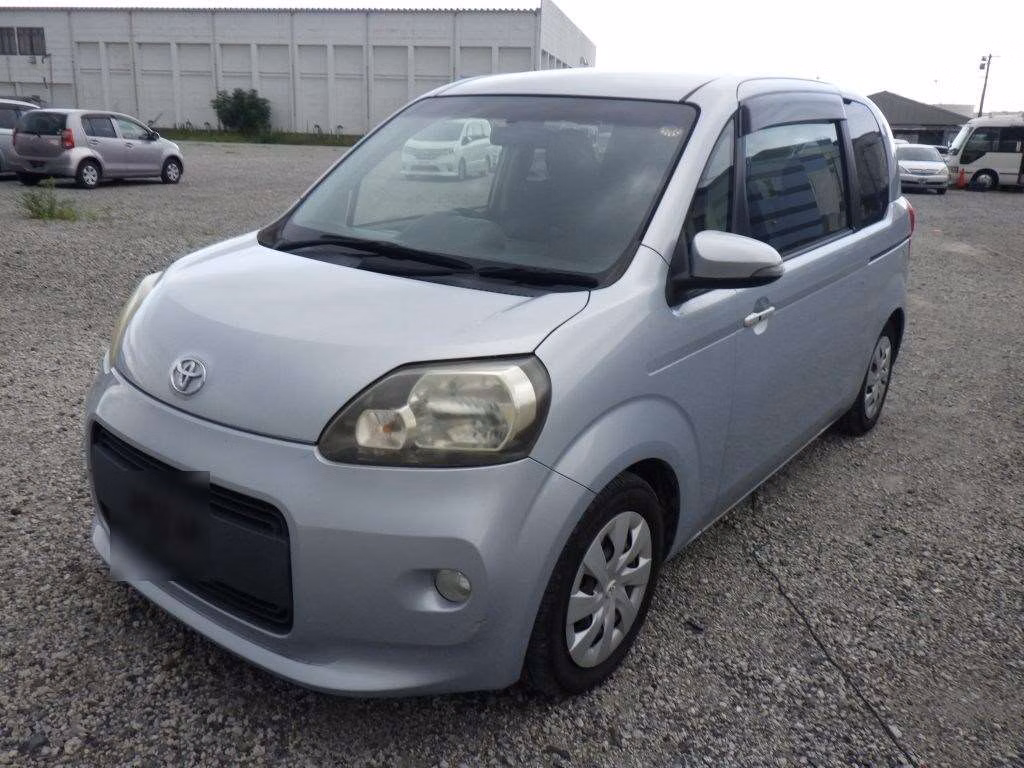 TOYOTA PORTE