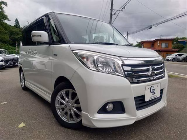 Mitsubishi Delica D:2