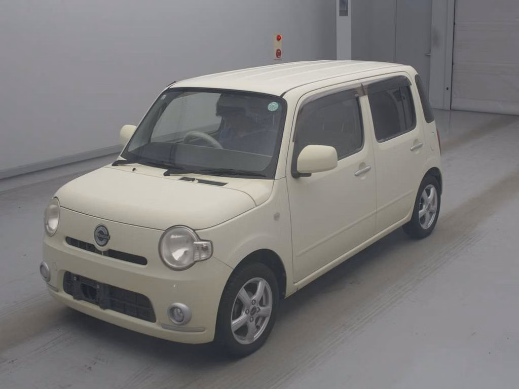 DAIHATSU MIRA COCOA