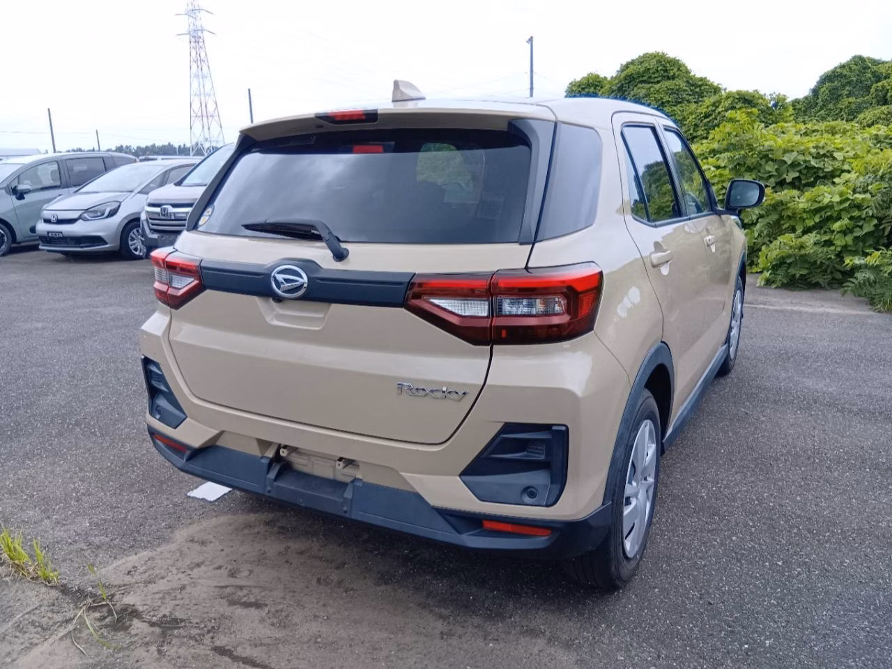 DAIHATSU ROCKY