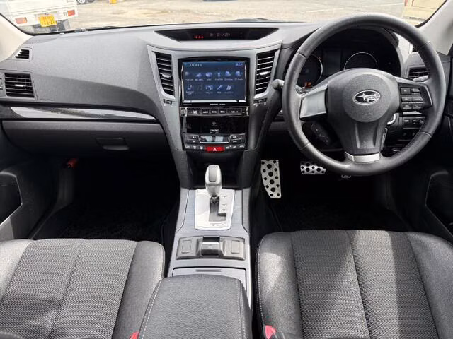 SUBARU LEGACY B4