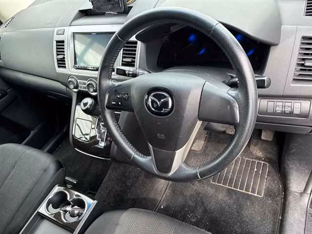 MAZDA MPV