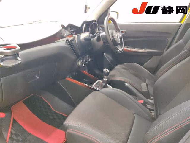 SUZUKI SWIFT