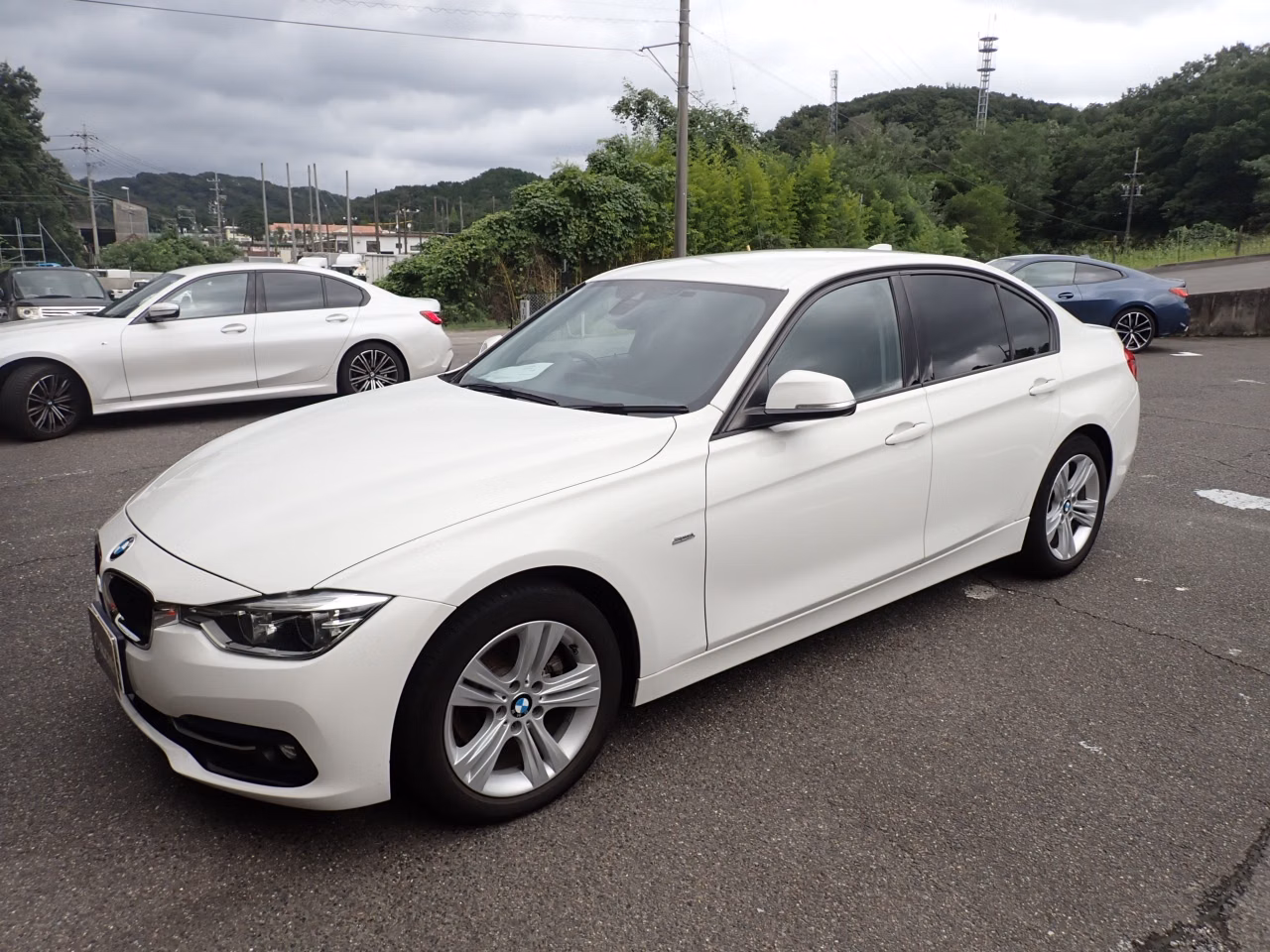 BMW 3-SERIES