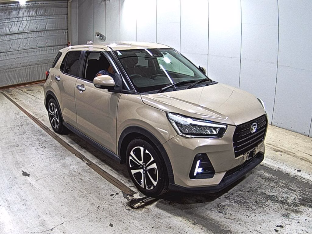 DAIHATSU ROCKY