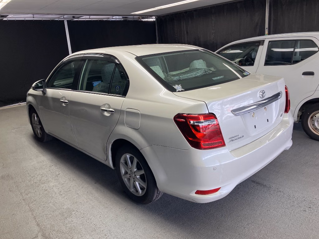 TOYOTA COROLLA AXIO