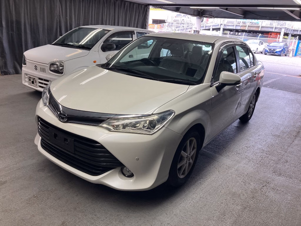 TOYOTA COROLLA AXIO