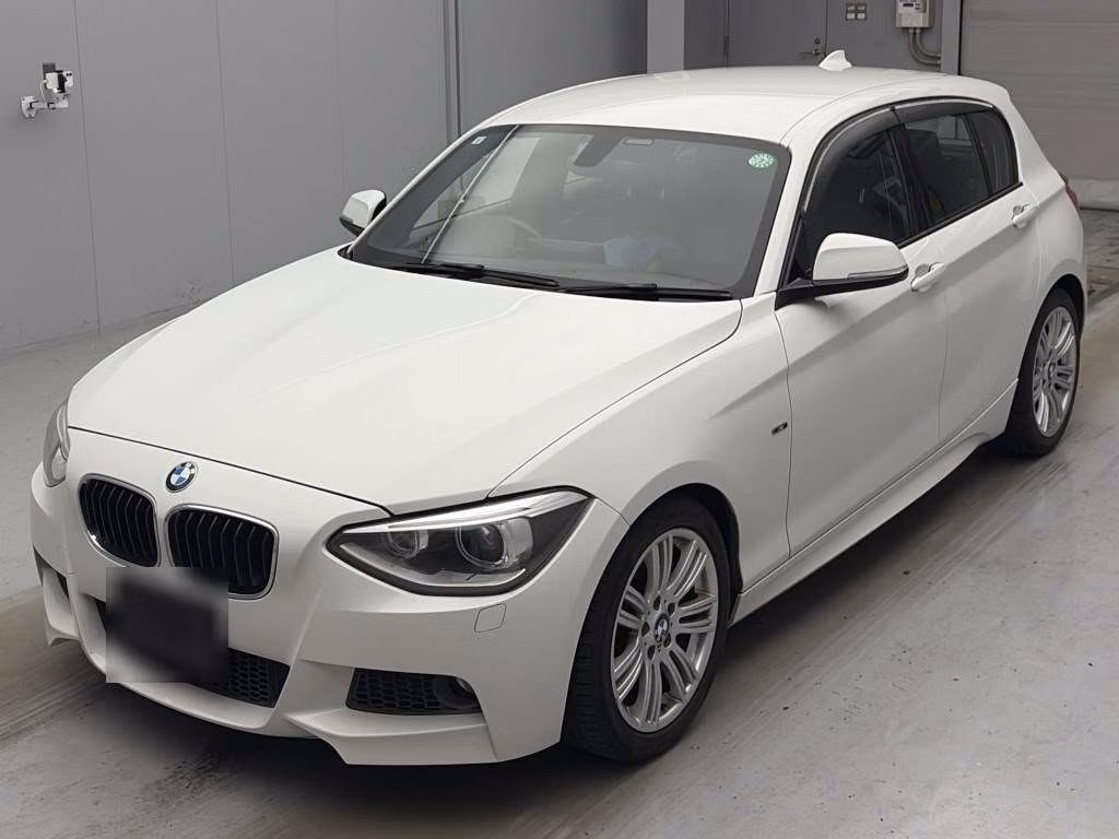 BMW 1-SERIES