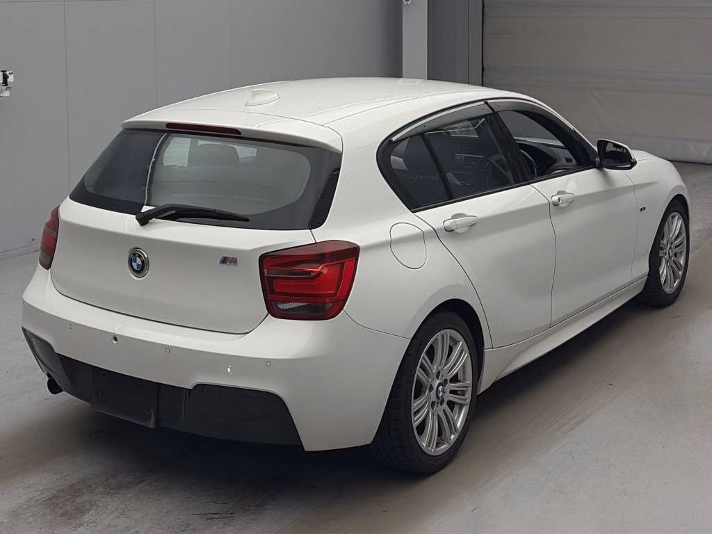 BMW 1-SERIES