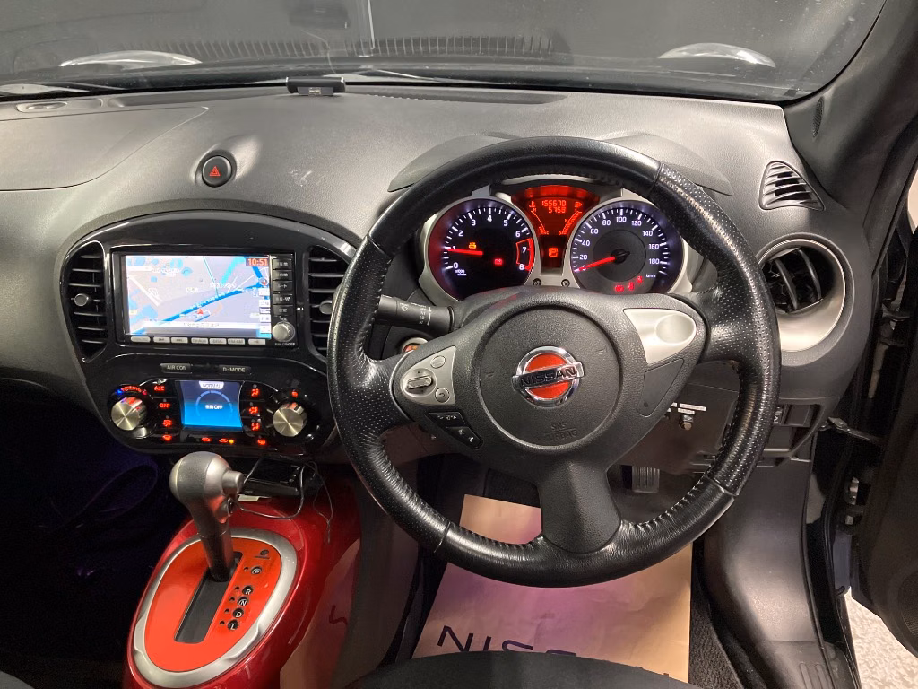 NISSAN JUKE