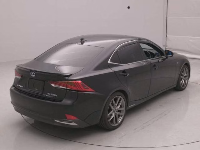 Lexus IS300h