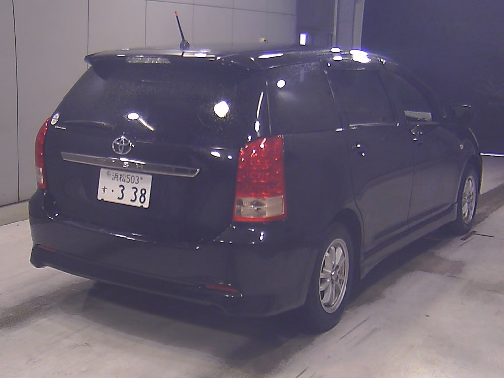 TOYOTA WISH