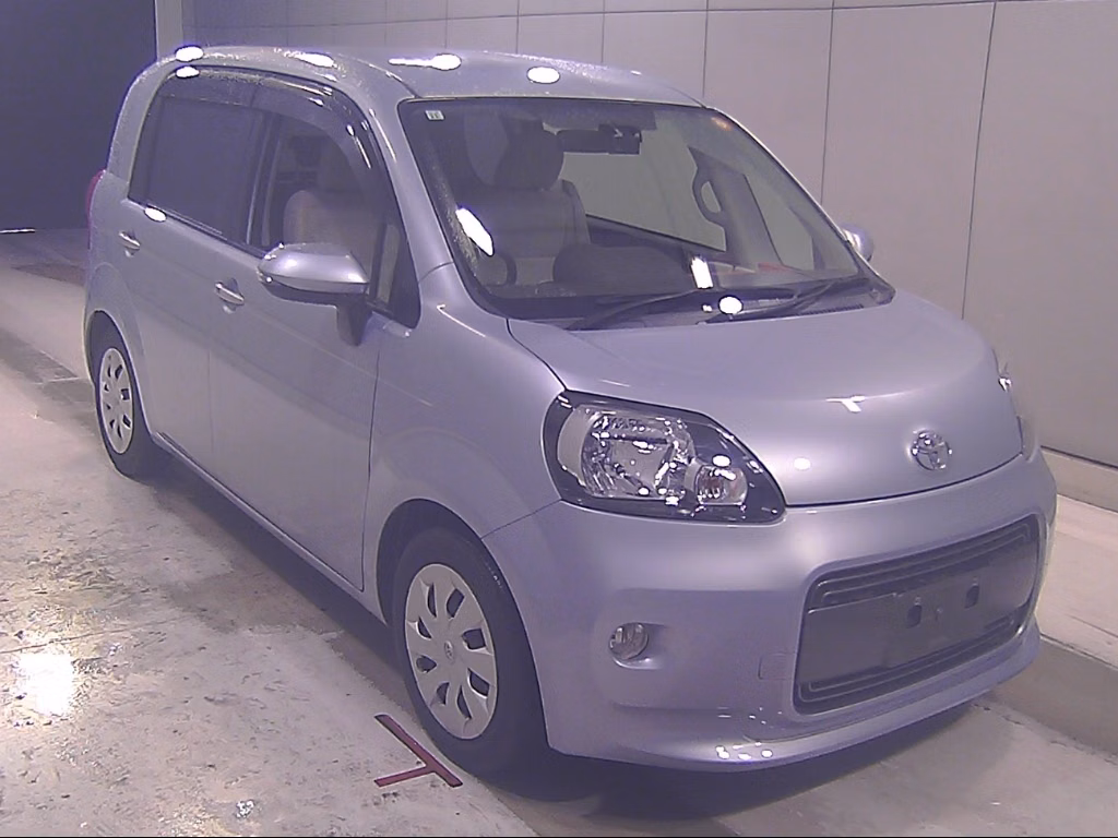 TOYOTA PORTE