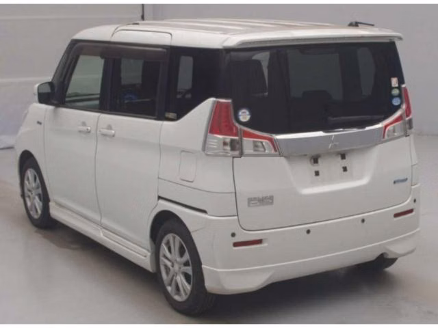 Mitsubishi Delica D:2