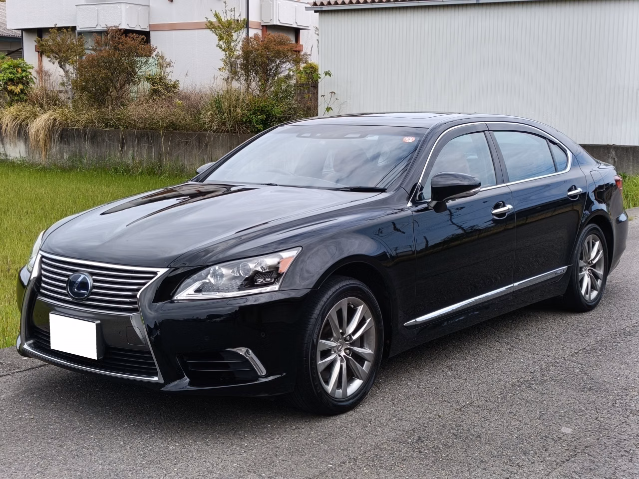 Lexus LS600h