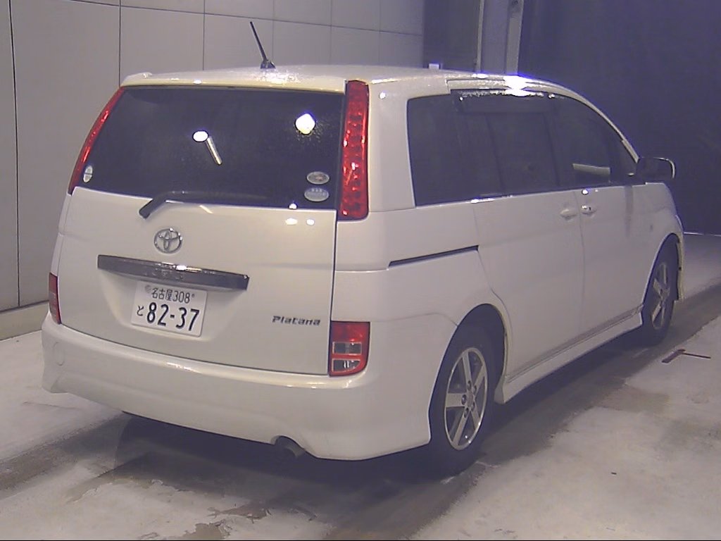 TOYOTA ISIS
