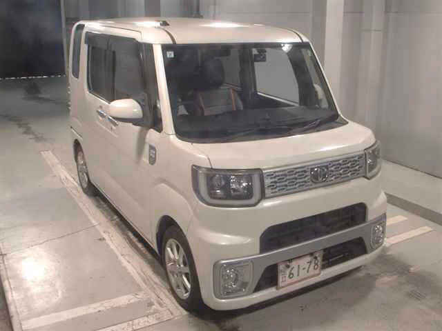 TOYOTA PIXIS MEGA