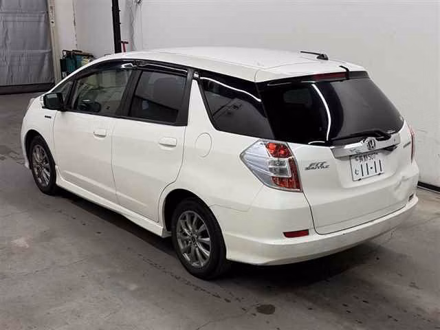 HONDA FIT SHUTTLE