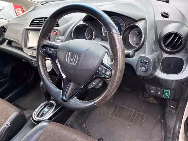 HONDA FIT SHUTTLE