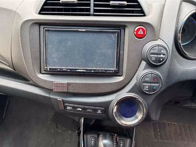 HONDA FIT SHUTTLE