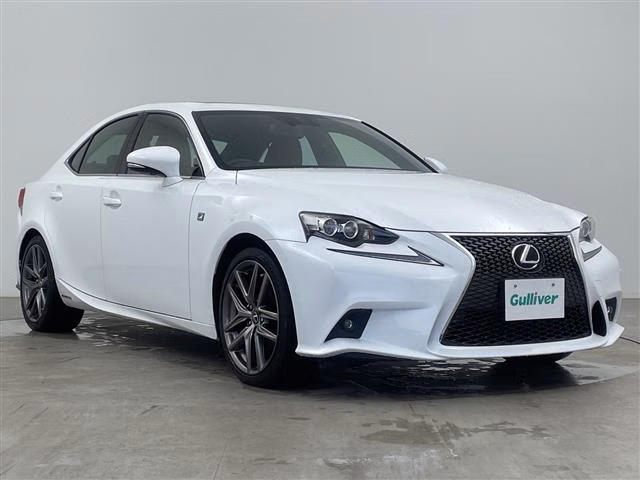 Lexus IS300h