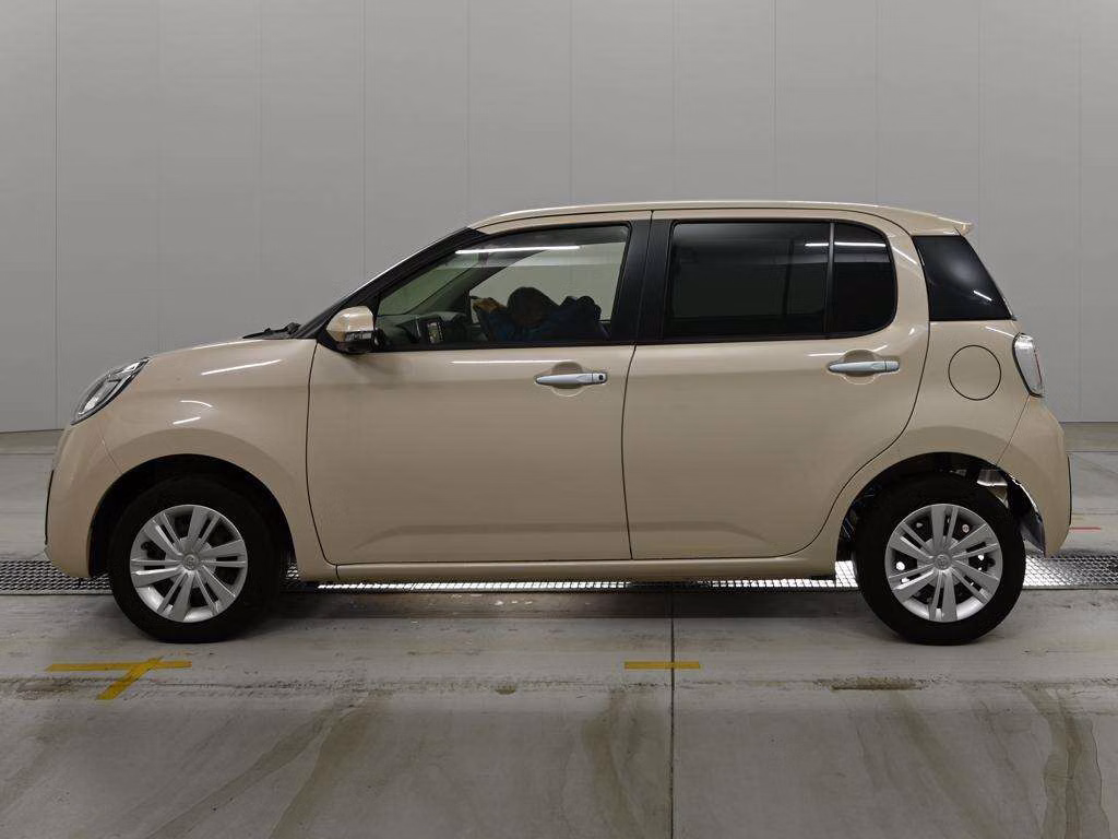 TOYOTA PASSO