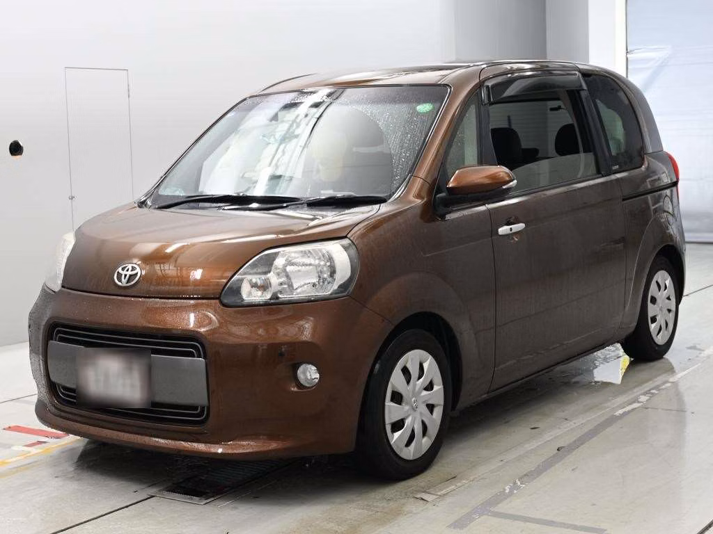 TOYOTA PORTE
