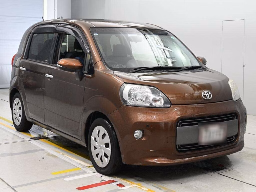 TOYOTA PORTE