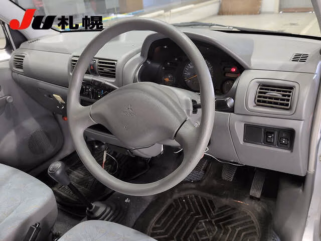 MITSUBISHI MINICA