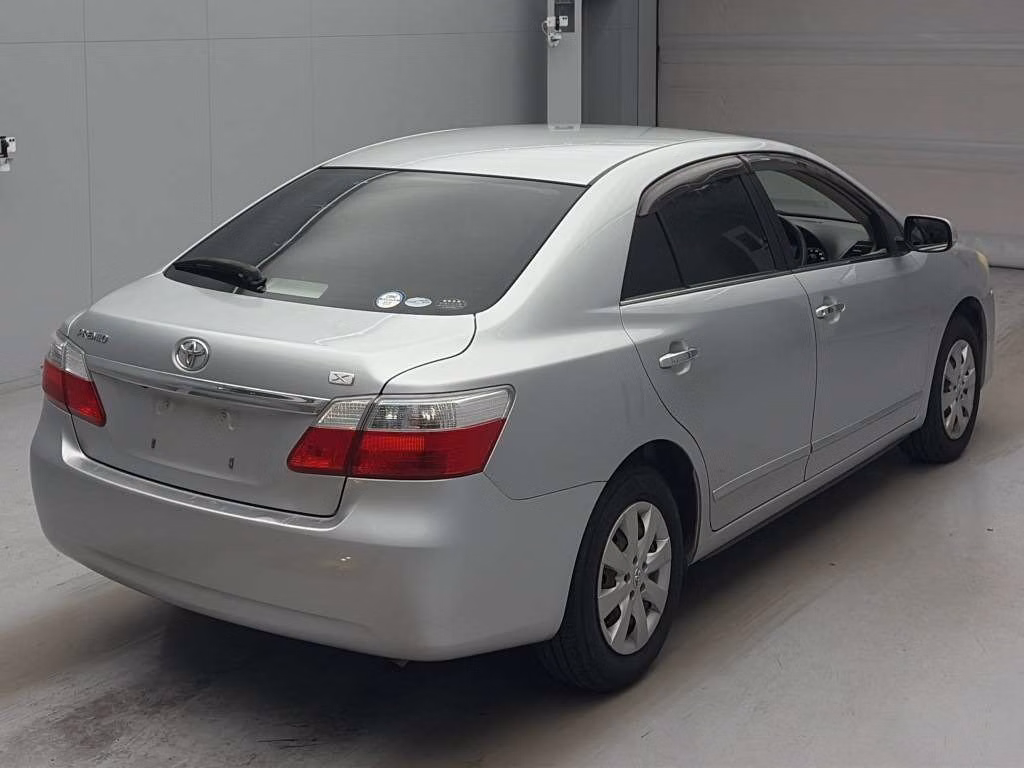 TOYOTA PREMIO