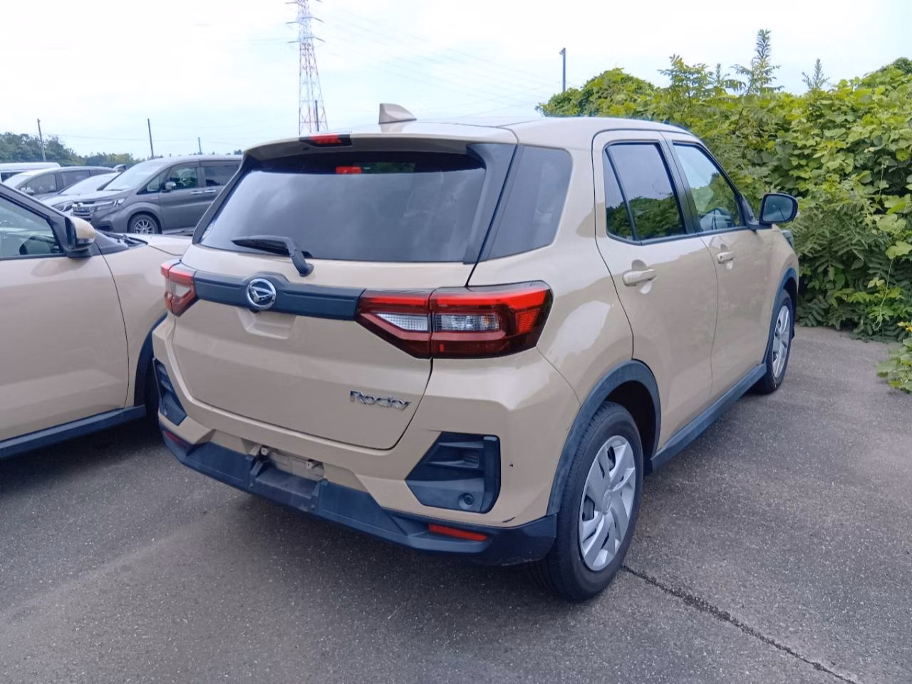 DAIHATSU ROCKY